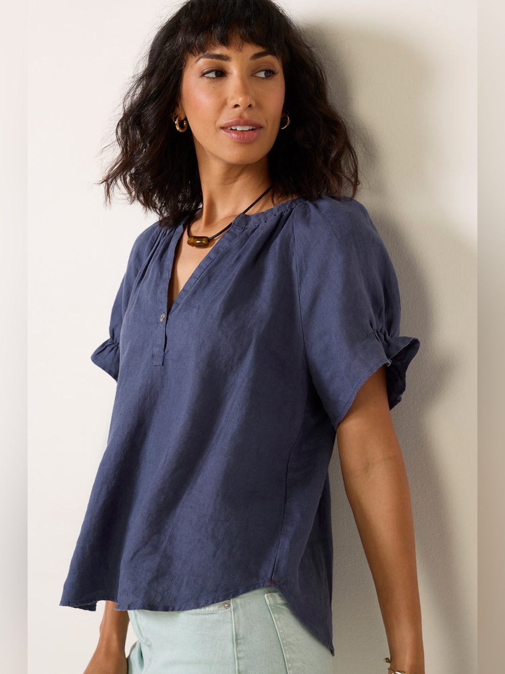 NWT Astryde Blouse
Xirena